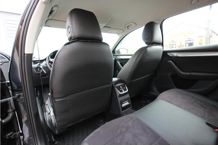 Skoda Octavia III A7 2013-2019 гг. Авточехлы экокожа+ткань+алькантара Antara A001 (полный салон) Фото 14