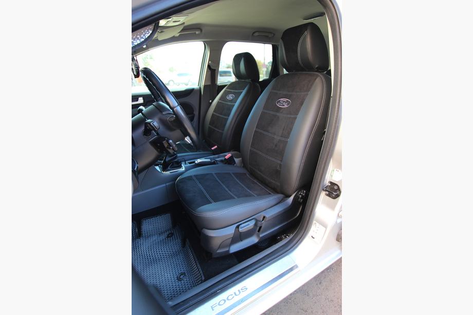 Ford Focus III 2011-2017 гг. Авточехлы экокожа+ткань+Алькантара Antara A001g (полный салон) Image