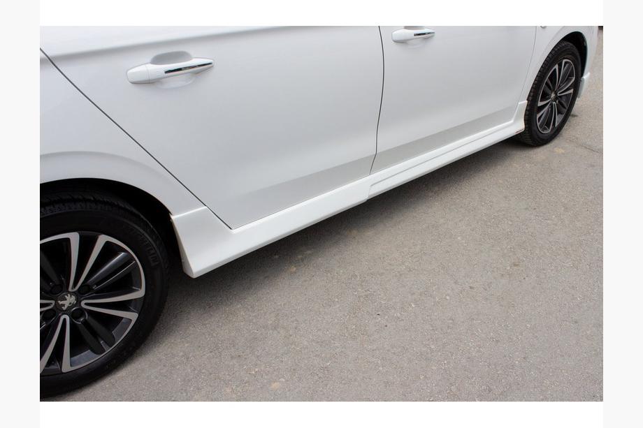 Peugeot 301 2012- гг. Боковые пороги 2017+ (грунтованные под покраску) Image