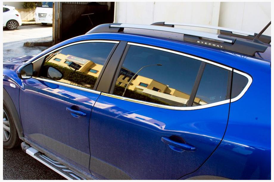 Dacia Sandero 2021- гг. Полный комплект молдингов на окна (14 шт, нержавейка) Image