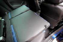 Volkswagen Passat B5 1997-2005 гг. Авточехлы ЭкоКожа+Ткань+Алькантара Antara A006 (Полный Комплект) фото 12