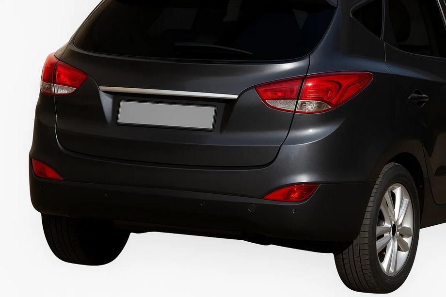 Hyundai IX-35 2010-2015 гг. Хромированная накладка над номером (узкая) Image