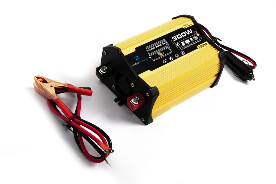 Автомобильный инвертор (220V/USB/300W) CHY300W Image