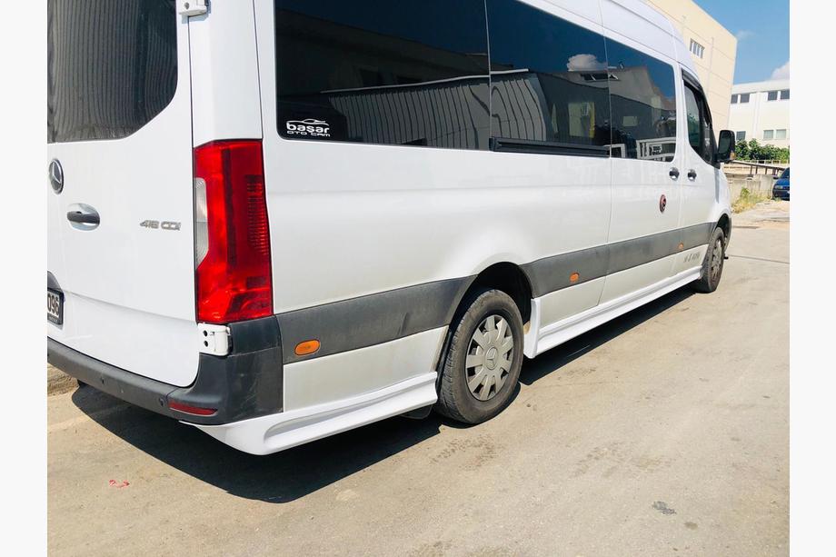 Mercedes Sprinter W907/W910 2018- гг. Комплект порогов (грунт под покраску) L3 - Long (для тюнинга бампера) Image