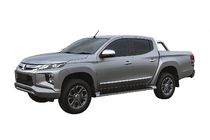 Mitsubishi L200 2015-2024 гг. Молдинги на двери нержавейка (4 шт) фото 1