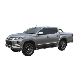 Молдинги на двери нержавейка (4 шт) Mitsubishi L200 2015-2024 гг. фото 1