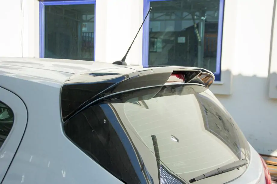 Opel Corsa E 2015-2019 гг. Спойлер (под покраску) Image