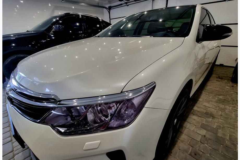 Toyota Camry 2011–2017 гг. Накладки на Зеркала BMW-Style (2 шт) Image