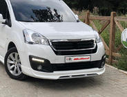 Peugeot Partner Tepee 2008-2018 гг. Передняя юбка 2015-2018 (грунт под покраску) фото 4