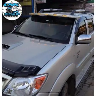 Козырек Лобового Стекла (Meliset LED) Toyota Hilux 2015- гг. фото 1