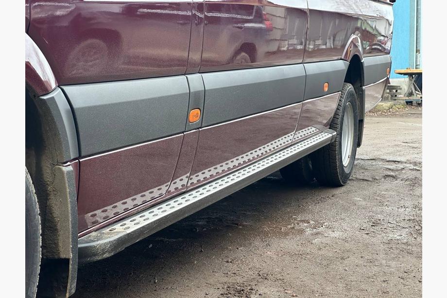 Volkswagen Crafter 2006-2016 гг. Боковые Подножки DOT-Line (2 шт., Алюминий) Фото 4