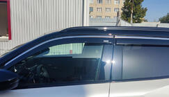 Peugeot 2008 2019- гг. Ветровики с хромированным молдингом (4 шт, Niken) фото 1