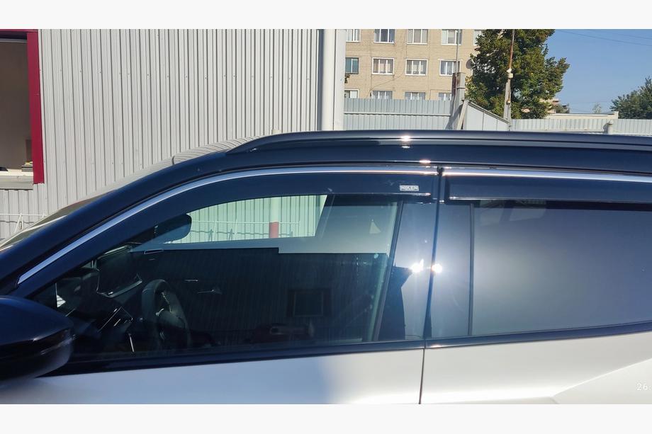 Peugeot 2008 2019- гг. Ветровики с хромированным молдингом (4 шт, Niken) Image