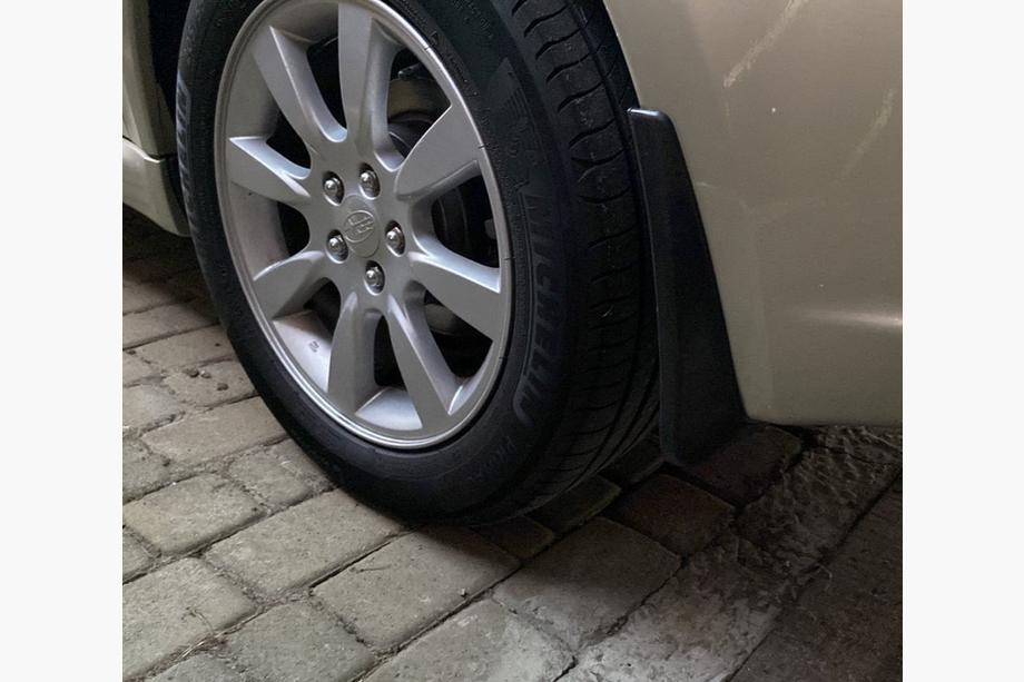 Subaru Legacy 2003-2009 гг. Оригинальные брызговики Premium 2006-2009 (4 шт) Image