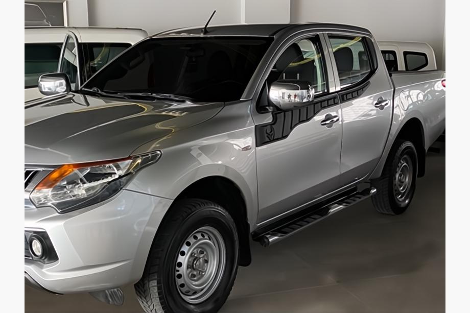 Fiat Fullback 2016- гг. Верхние Молдинги Дверей (4 шт, ABS) Image