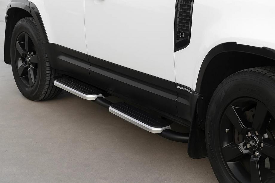 Land Rover Defender 2019- гг. Боковые пороги OEM Silver (для 110/130, 2 шт.) Image