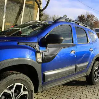 Верхние Молдинги на Двери (4 шт) Renault Duster 2018-2024 гг. фото 1