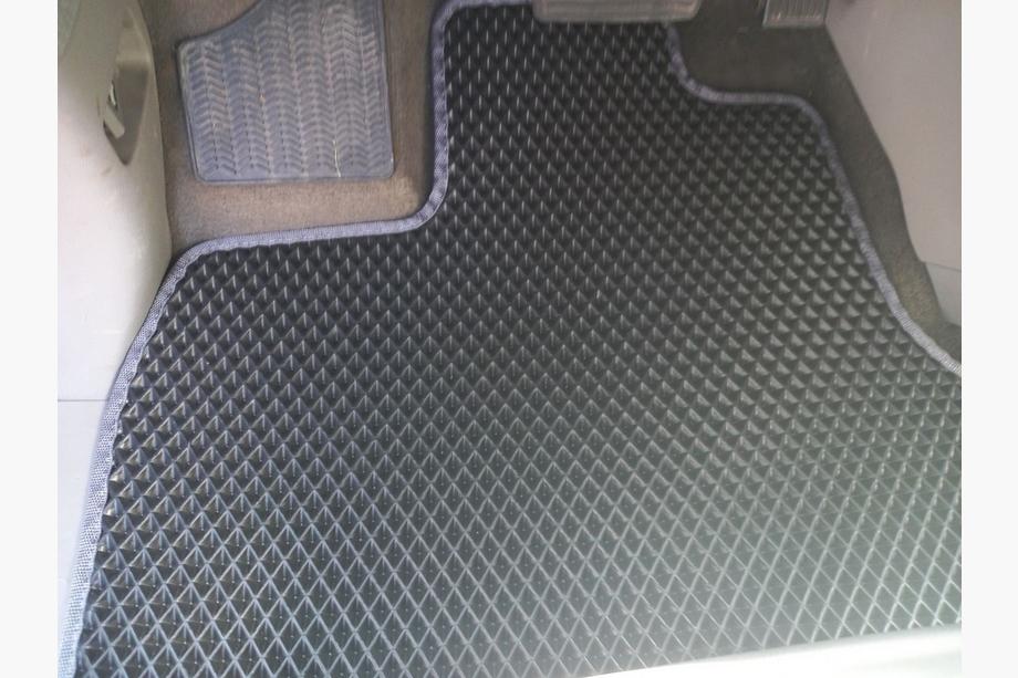 Honda Odyssey 2010–2017 гг. Коврики (3 ряда, EVA, черные) Image
