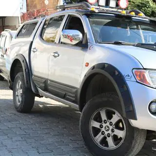 Расширители колесных арок (EuroCap) Mitsubishi L200 2006-2015 гг. фото 1