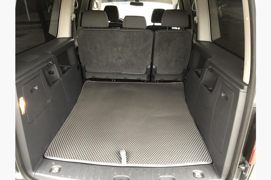 Volkswagen Caddy 2010-2015 гг. Коврик багажника V2 MAXI (EVA, Черный) Image