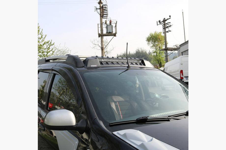 Dacia Duster 2008-2018 гг. Козырек лобового стекла V3 (LED) Image
