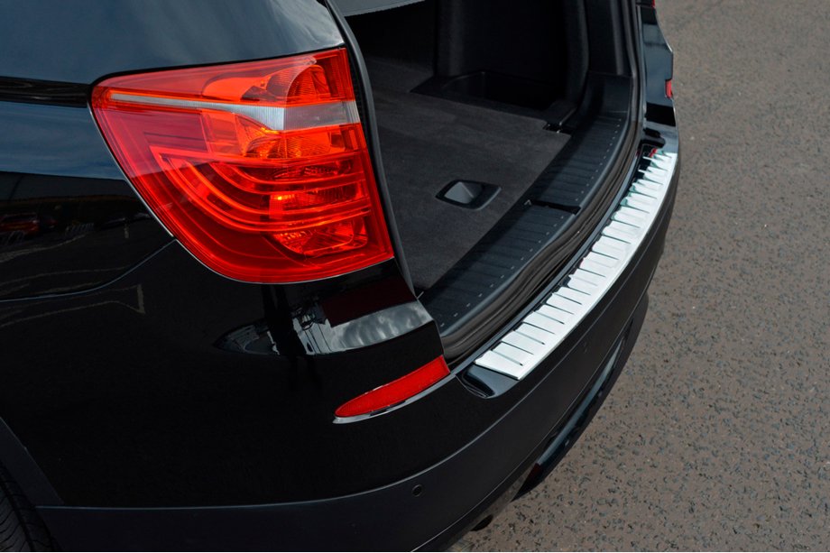 BMW X3 F25 2011-2018 гг. Накладка на задний бампер из нержавеющей стали OmsaLine (глянцевая, нерж.) Image