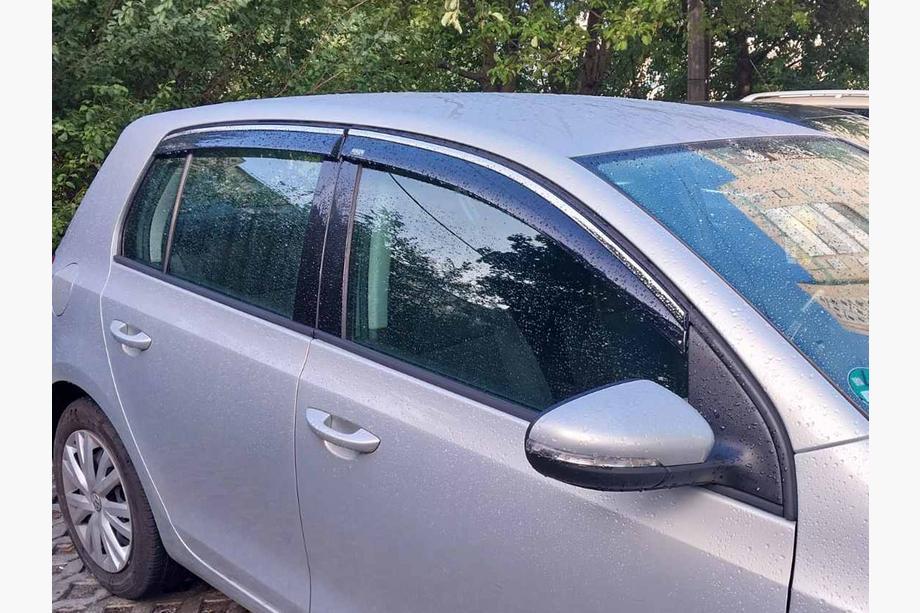 Volkswagen Golf 6 2008-2014 гг. Ветровики с хромированным молдингом Niken (HB, 4 шт) Image