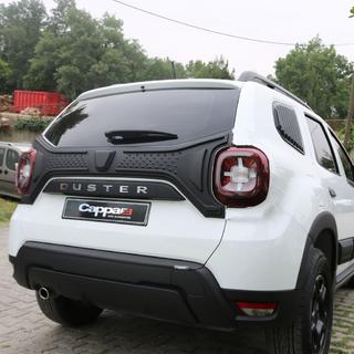 Пластиковая накладка на крышку багажника (1 деталь) Dacia Duster 2018-2024 гг. фото 1