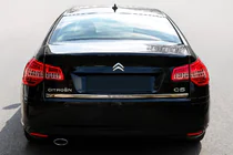 Citroen C-5 2008-2017 гг. Накладка на багажник Carmos нержавейка фото 1