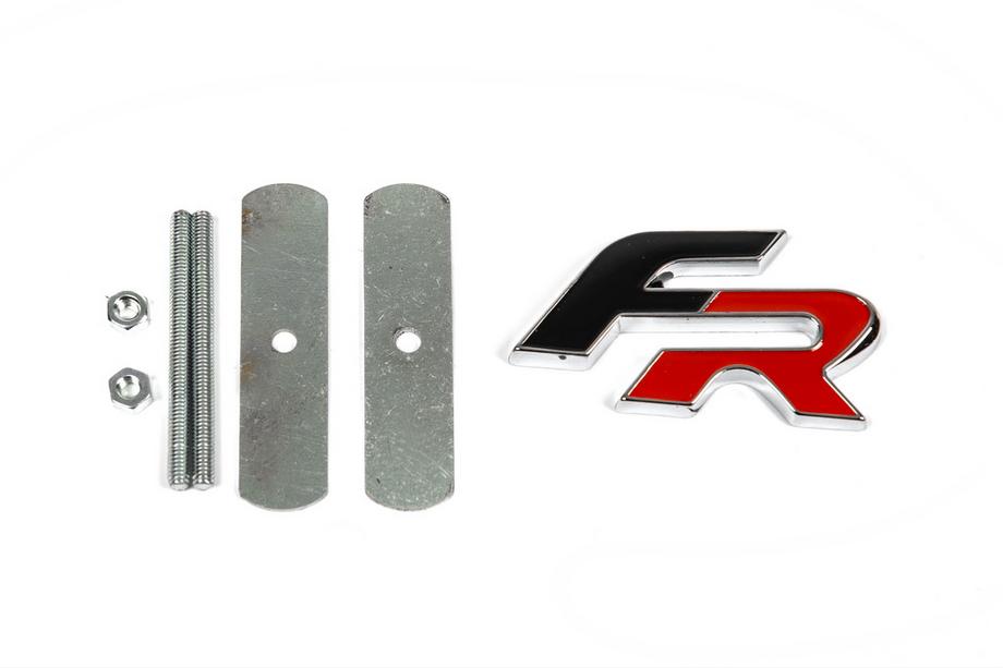 Seat Металлический шильдик на решетку FR Image