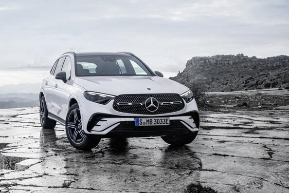 Обзор полноприводного кроссовера второго поколения Mercedes-Benz GLC фото 4