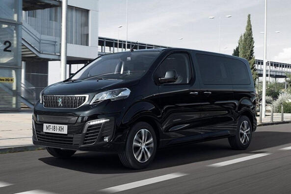 Обзор электрического минивэна Peugeot e-Traveller