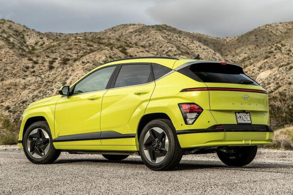 Обзор второго поколения электрического кроссовера Hyundai Kona Electric фото 4