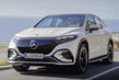 Обзор электрического премиального кроссовера Mercedes-Benz EQS фото 1