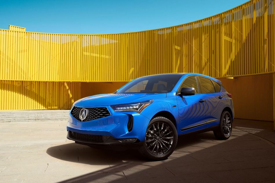 Обзор обновленного премиального кроссовера Acura RDX