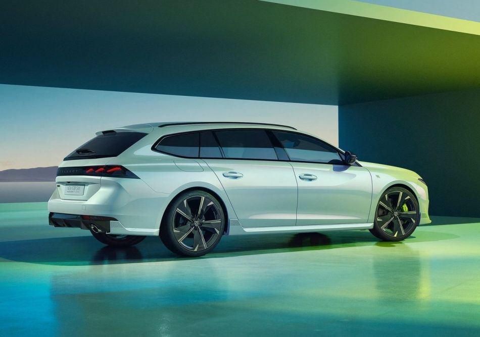 Обзор обновленного универсала Peugeot 508 SW