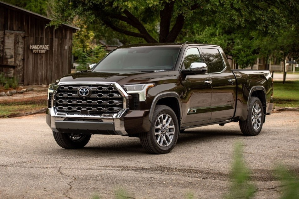 Обзор пикапа Toyota Tundra третьего поколения