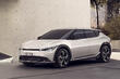Обзор 585-сильного полноприводного электрического кроссовера - KIA EV6 GT фото 2