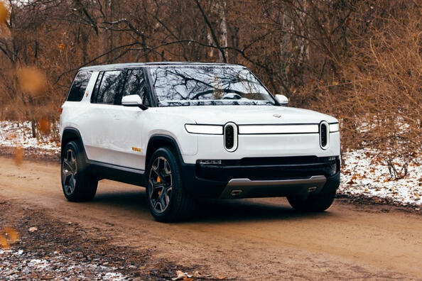Обзор электрического внедорожника Rivian R1S