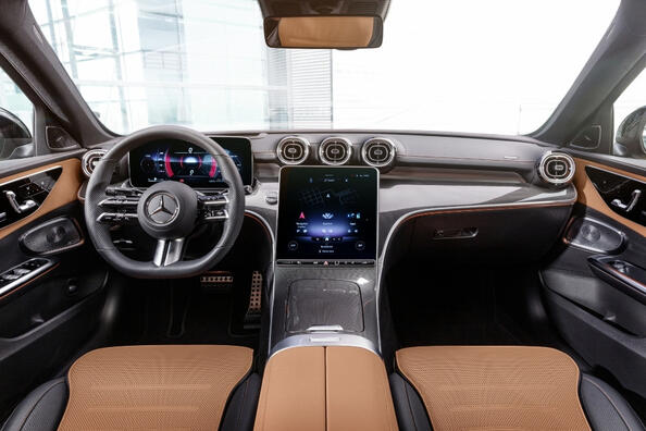 Mercedes-Benz C-Class W206: элегантность и технология нового поколения фото 5