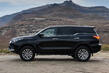Toyota Fortuner: воплощение современного внедорожника фото 2