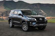 Toyota Fortuner: воплощение современного внедорожника фото 1