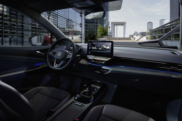 Обзор полноприводного электрического кроссовера Volkswagen ID.5 GTX фото 5