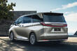 Обзор премиального минивэна Lexus LM второго поколения фото 3