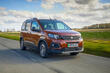 Обзор электрического компактвэна Peugeot e-Rifter фото 3