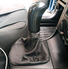 Skoda Octavia I Tour A4 1996-2010 гг. Кожаный чехол для рычага КПП фото 1