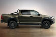 Toyota Hilux: легендарный пикап в обновленном виде фото 3
