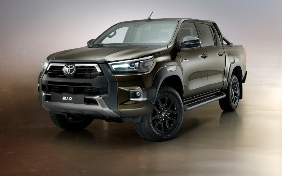 Toyota Hilux: легендарный пикап в обновленном виде