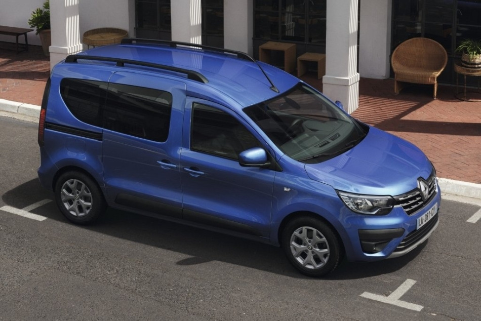 Второе поколение компактвэна Renault Express