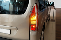 Peugeot Partner Tepee 2008-2018 гг. Хромированные Накладки на Задние Фонари (2 шт, Нержавейка) Carmos фото 1